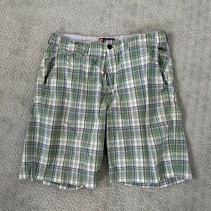 Chaps Men's Flat Front Shorts in Green and White Plaid